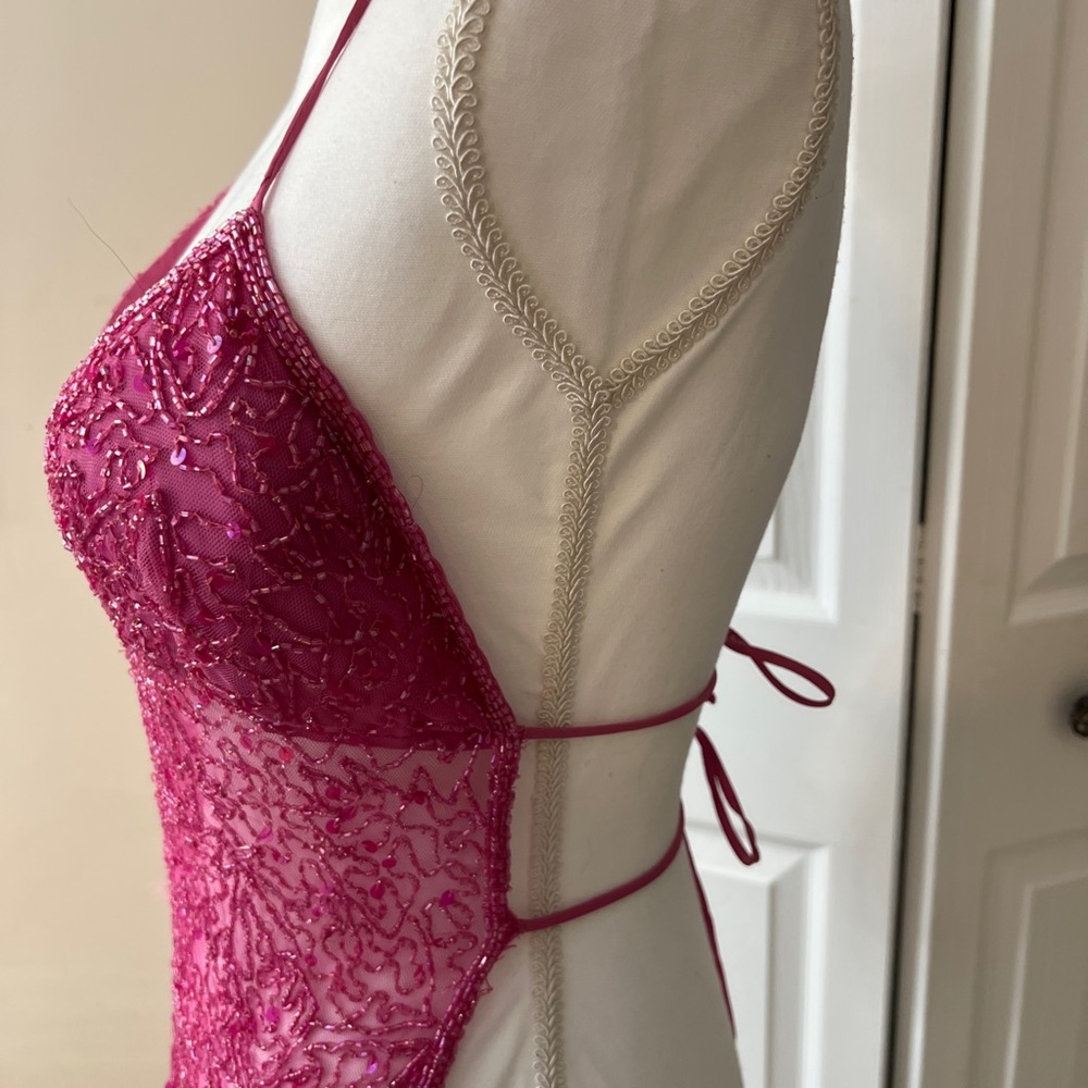 Sexy Pink Beaded Lace Haler Top - Picture 6 of 7
